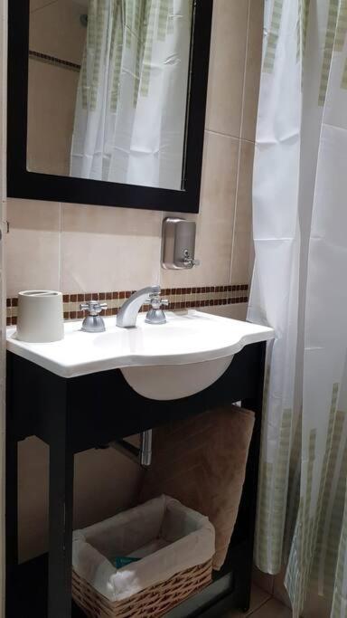 Gurruchaga Suites Free Parking Movistar Outlet Buenos Aires Kültér fotó